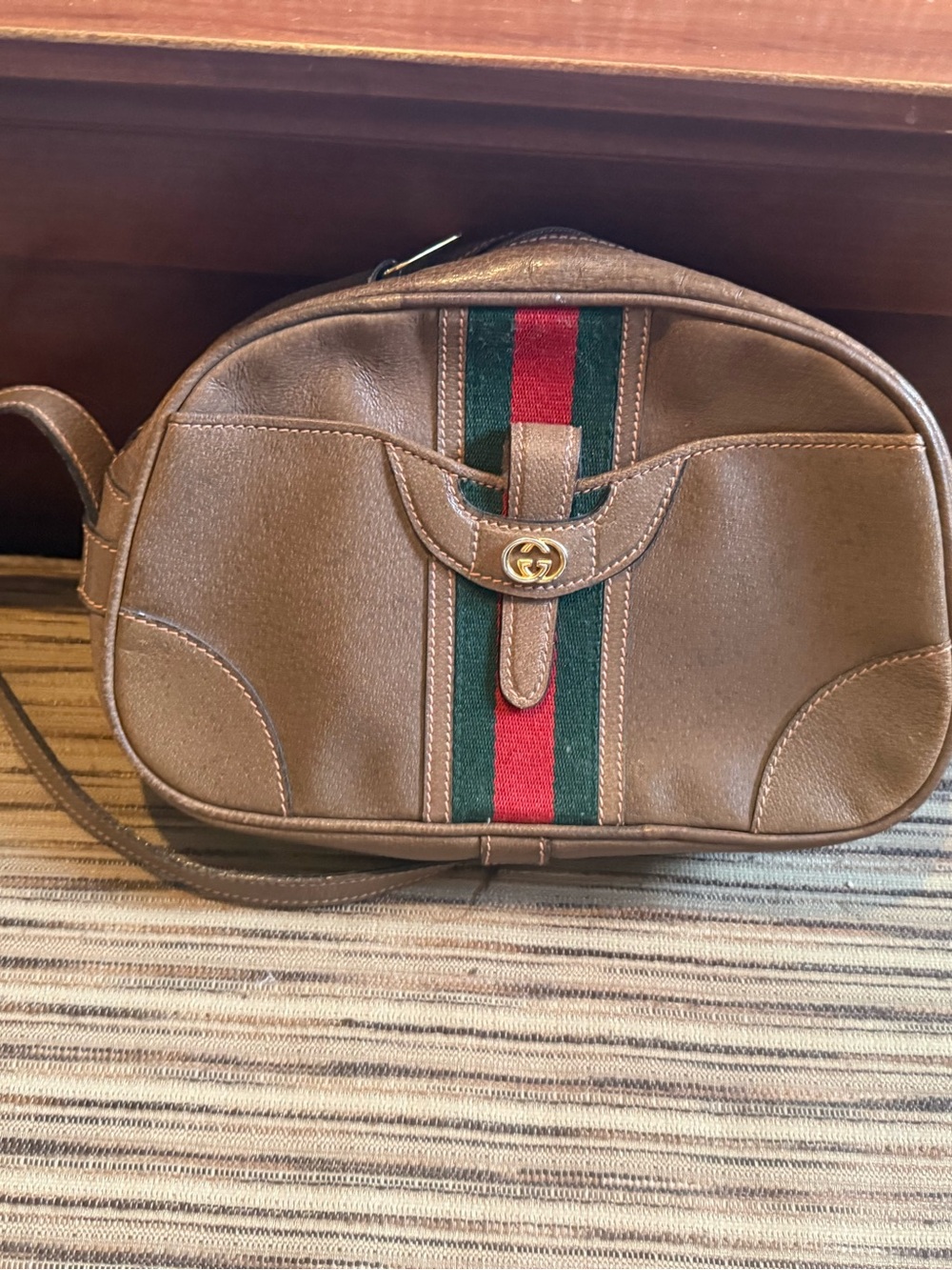 Vintage Gucci Sherry Crossbody / Shoulder Bag - Picture 8 of 8